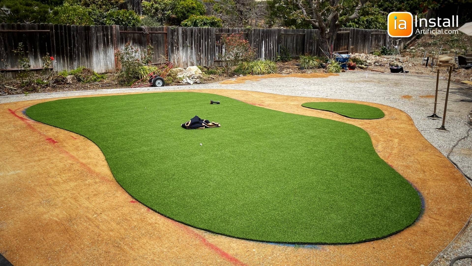 Cutting and Laying Putting Green Material