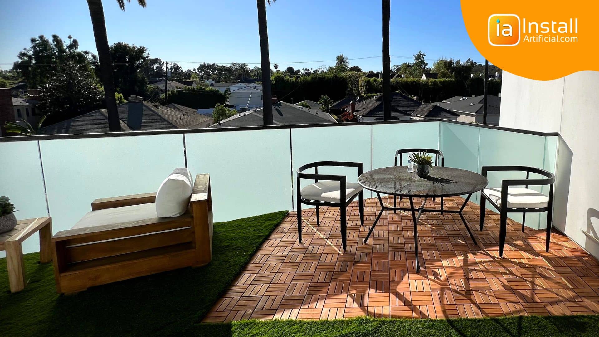 Artificial Grass With Wood Tiles on Balcony