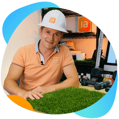 Professional advise at artificial grass store Professional advise at artificial grass store