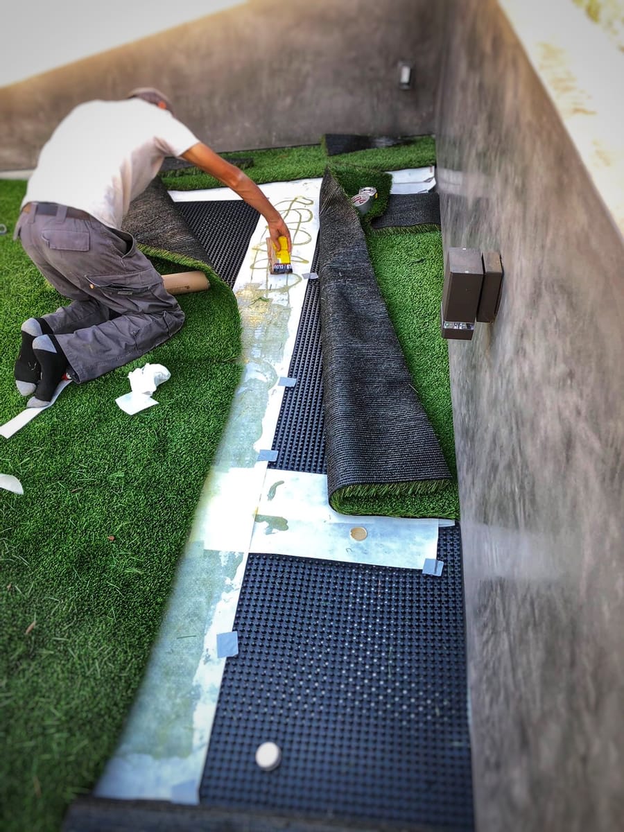 artificial turf on rooftop
