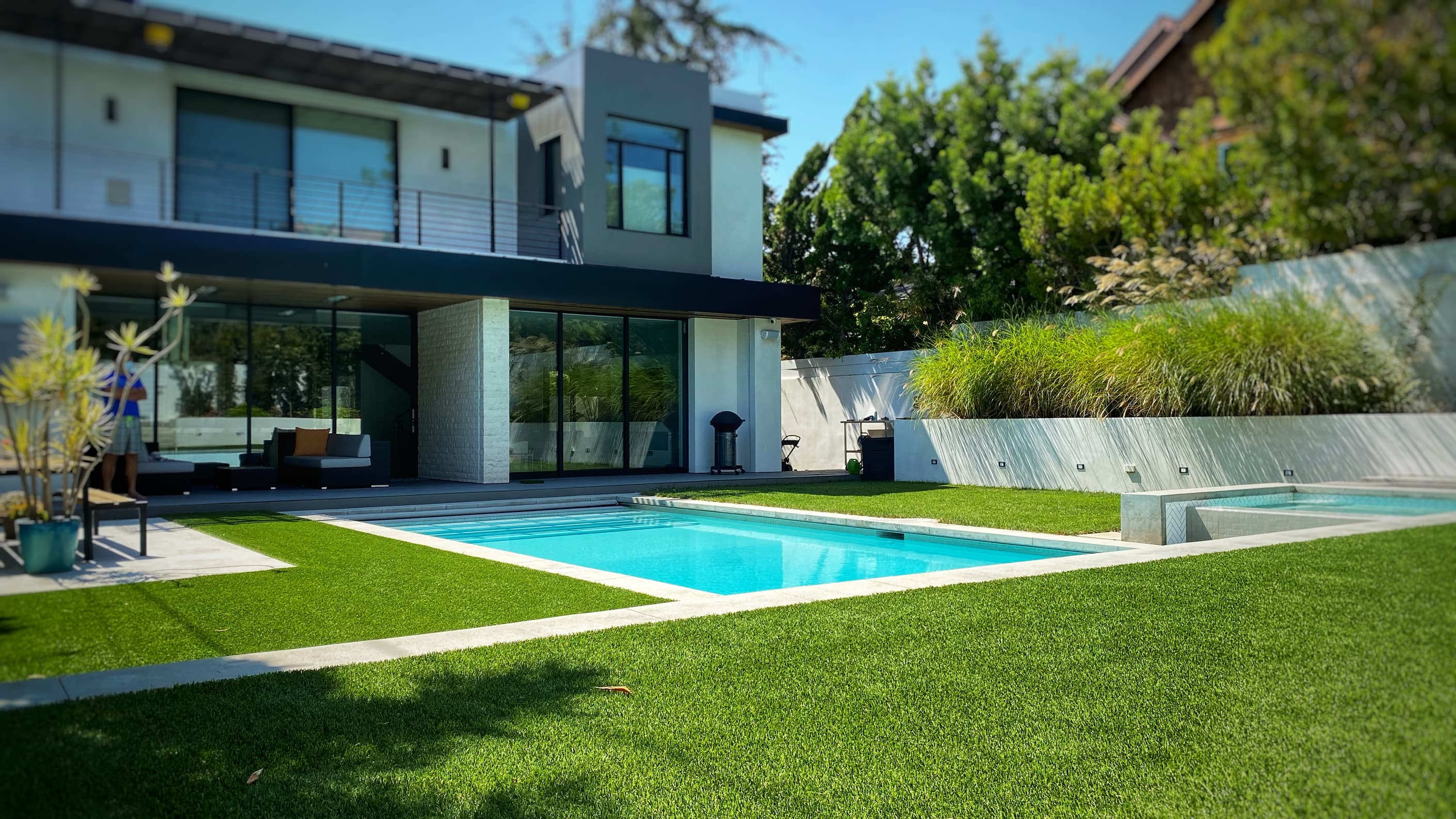 artificial grass for backyards around pool