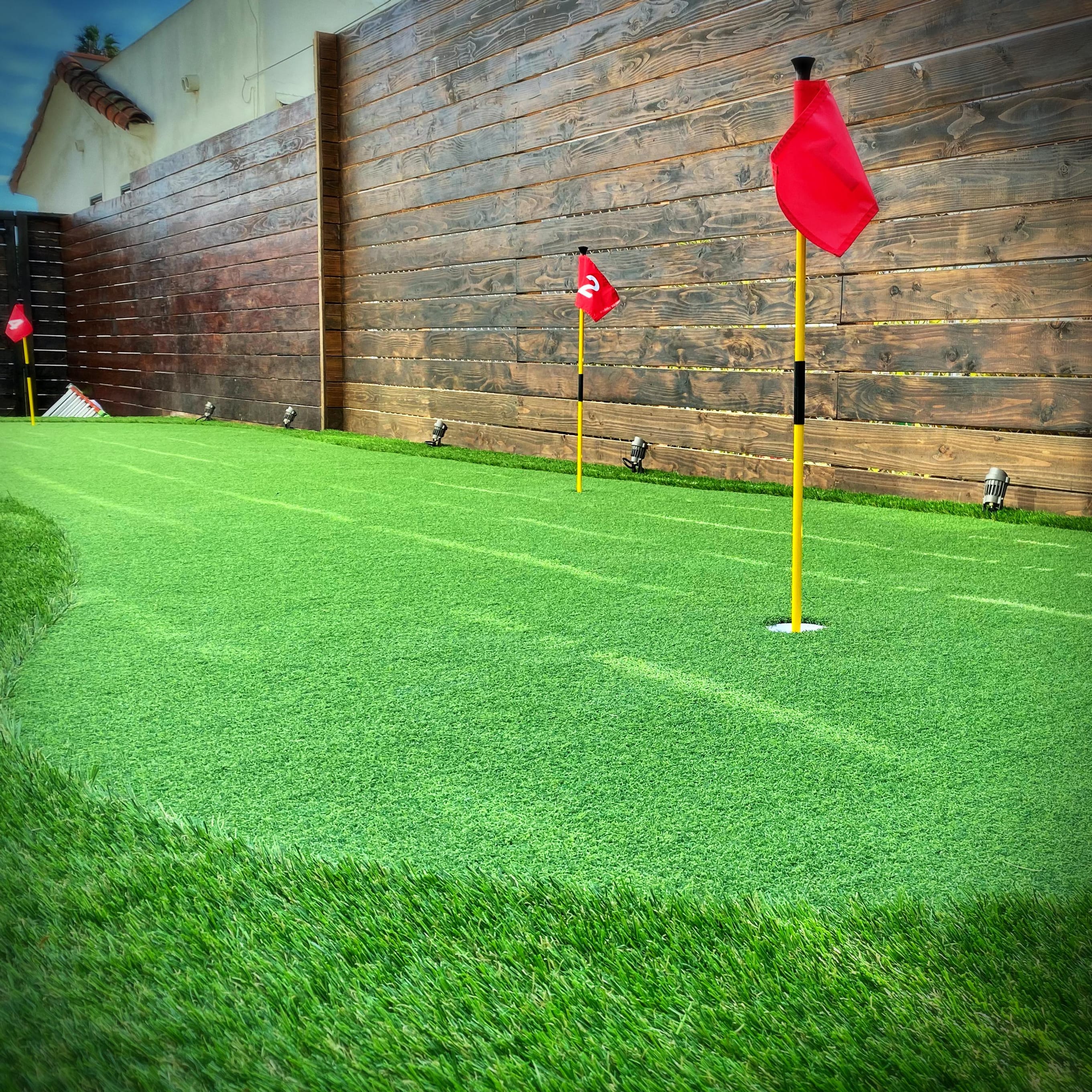 putting green arcade side yard